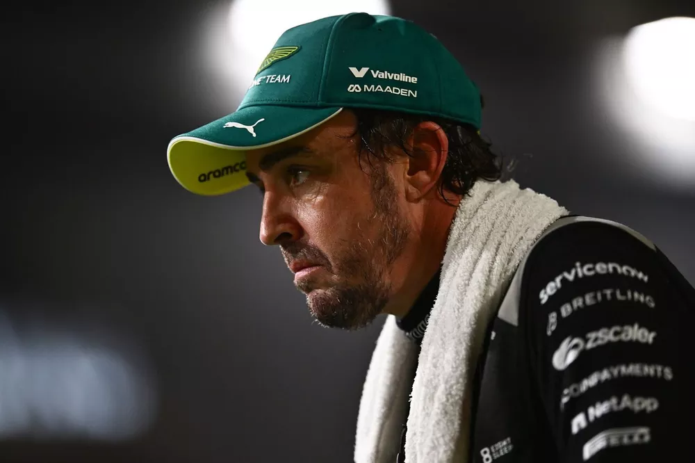 Alonso: "Güç ünitesinde olması gerektiği gibi çalışmayan bir şey var"