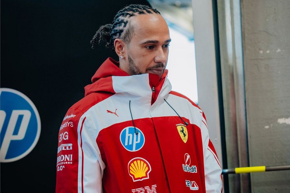 Chandhok: "Hamilton'ın yarış mühendisi belirsizliği endişe verici"
