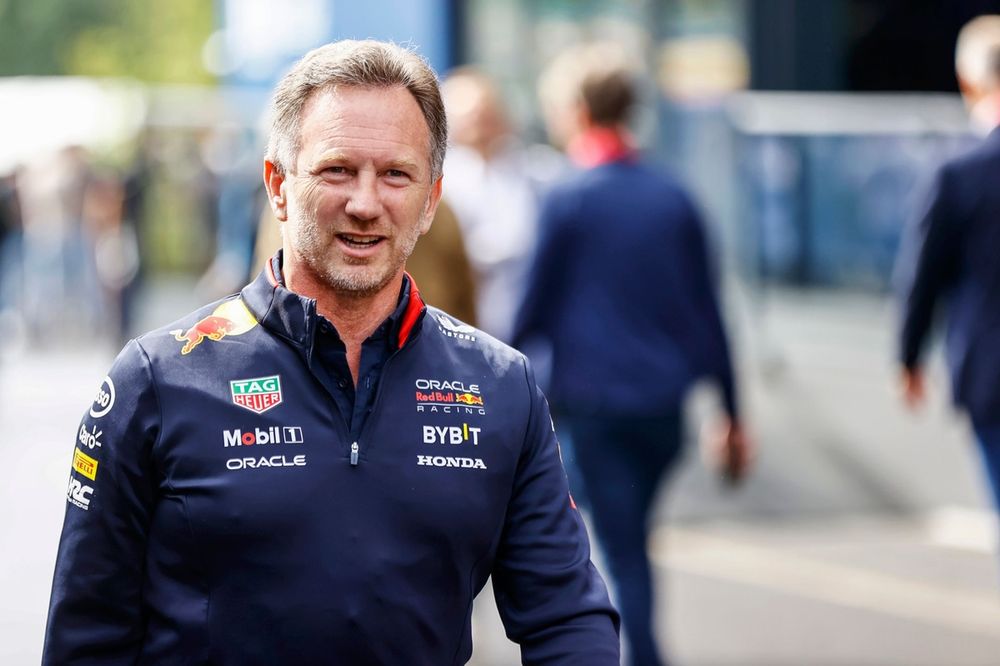 Horner'dan Red Bull ve Mercedes'in kurallarda 'açık bulduğu' iddiasına yanıt: "F1, sınırları zorlama