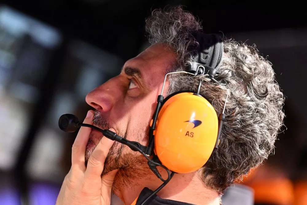McLaren'dan Mercedes farkı analizi: "Eksikliğin %70'i virajlarda"