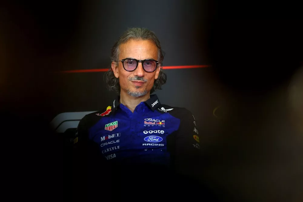 Mekies: "Silverstone’daki koşullarda bataryayı yönetmek oldukça zor"